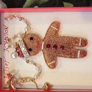 Betsy Johnson XMAS Gingerbread pendant necklace